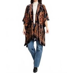 NEW SAACHI velvet floral kimono in terracotta
